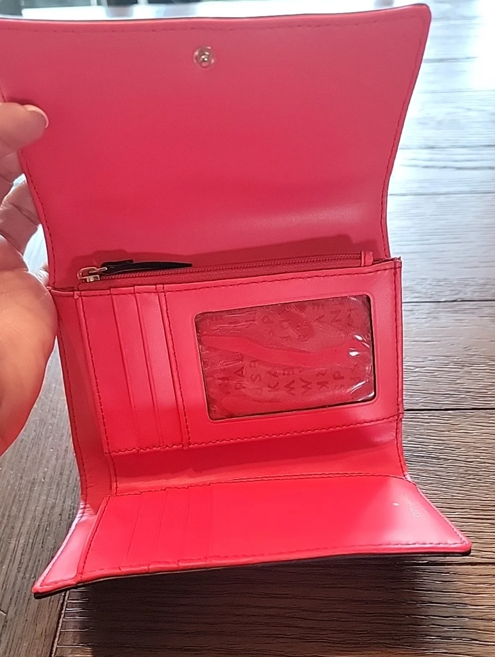 kate spade New York Bow Trifold Wallet In Geranium Pink